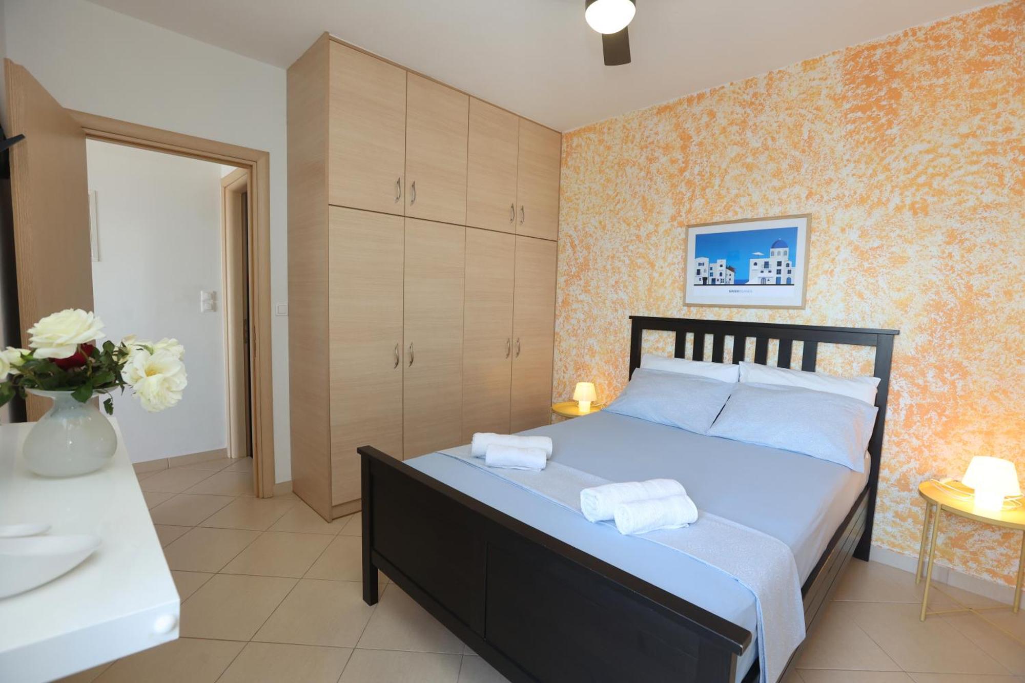Ebatis Guesthouse Vari  Exterior photo